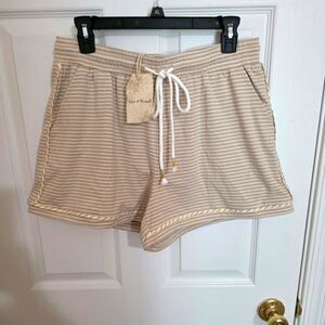 Hem & Thread Striped Tan Women's Shorts Size LG